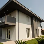 Marali Lake Apartments Di Enrica Bianchera